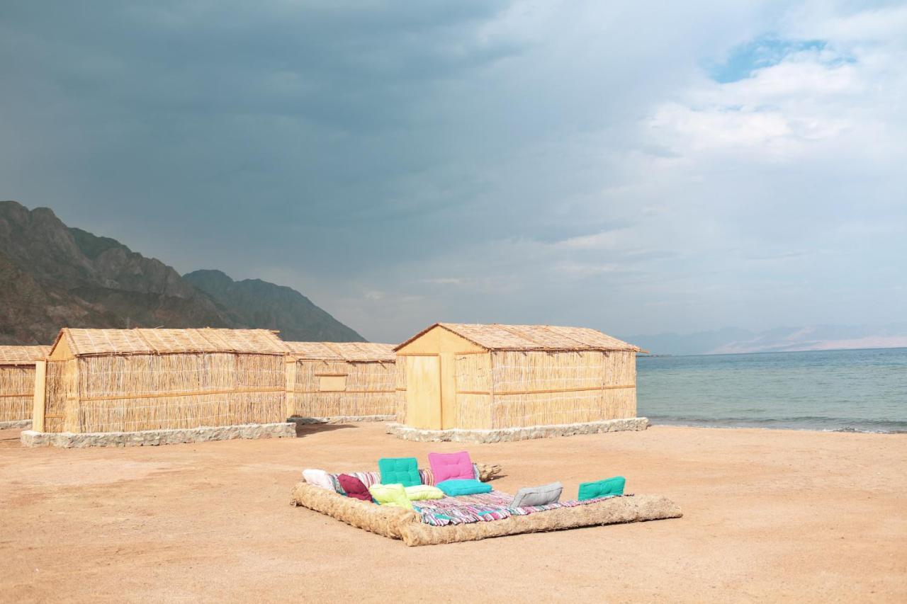 Falak Taba Exterior photo