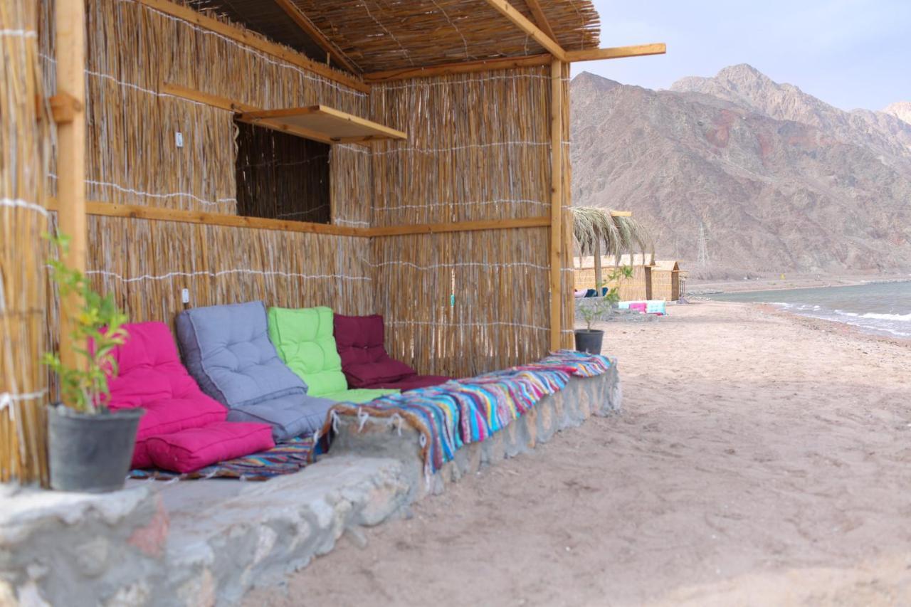 Falak Taba Exterior photo